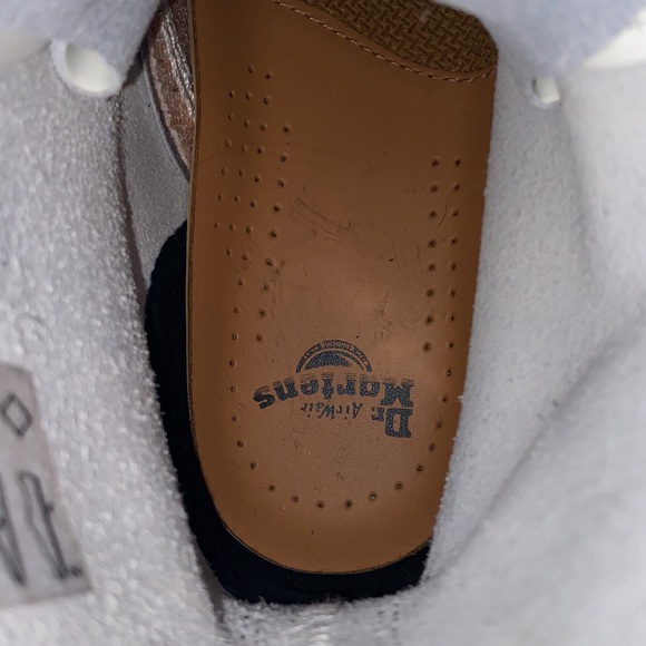 Dr. Martens White Air-Wair Boots - Women’s Size 7 - Picture 5 of 6